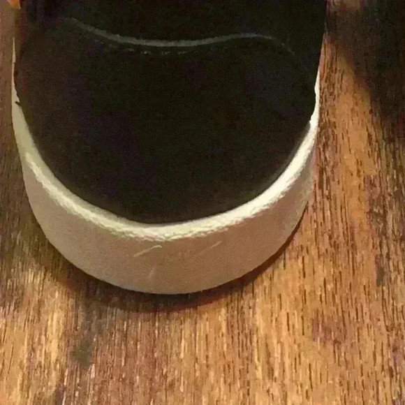 COPY - Giuseppe Zanatto high top wing sneakers! - Picture 4 of 4